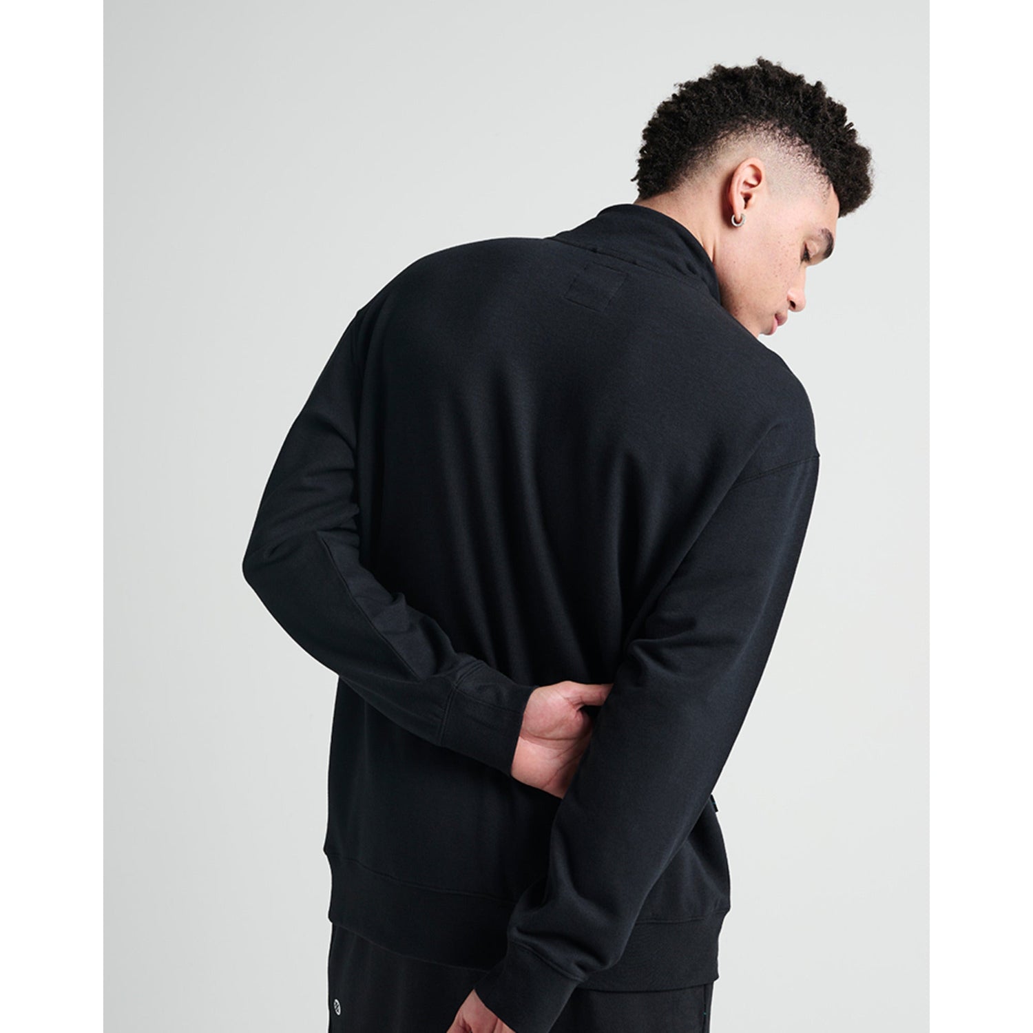 Stance Shelter 1/2 Zip Black |model