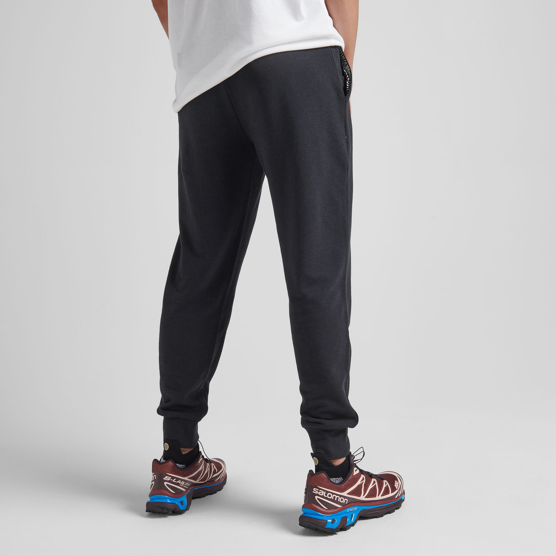 Stance Shelter Jogger Black |model