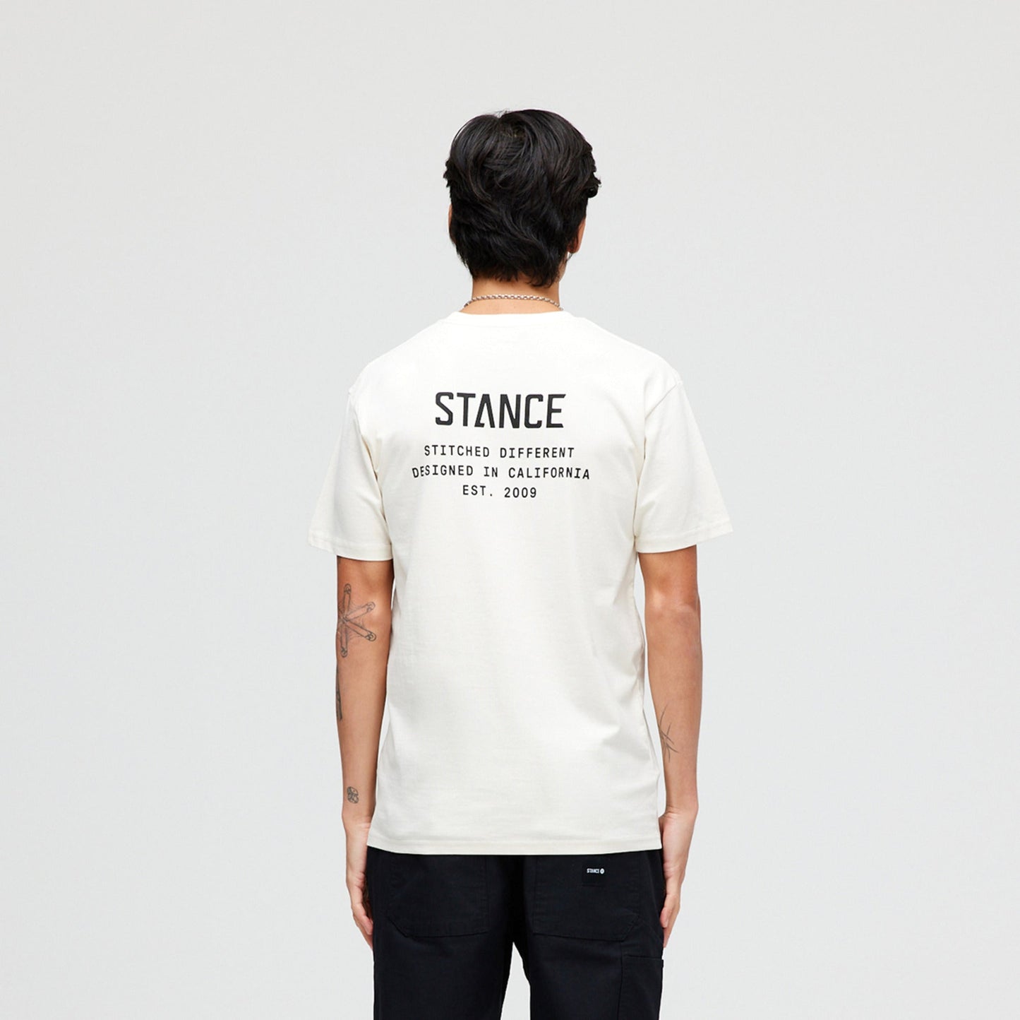 Stance Established T-Shirt Vintage White |model