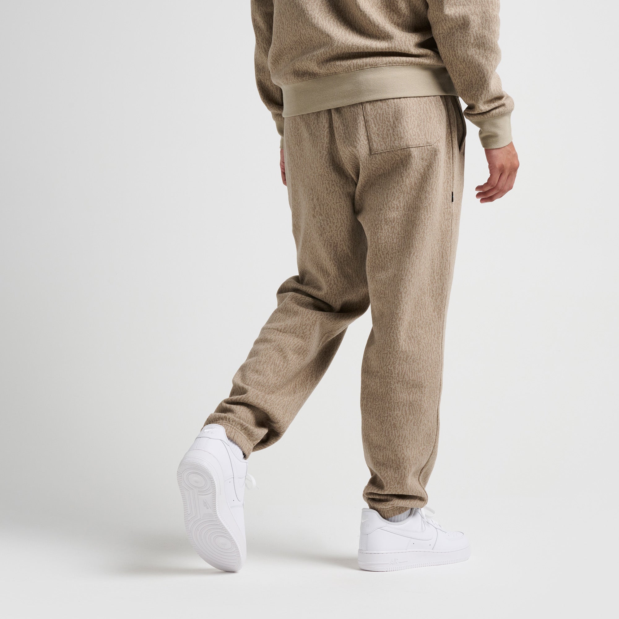 Stance sweats deals